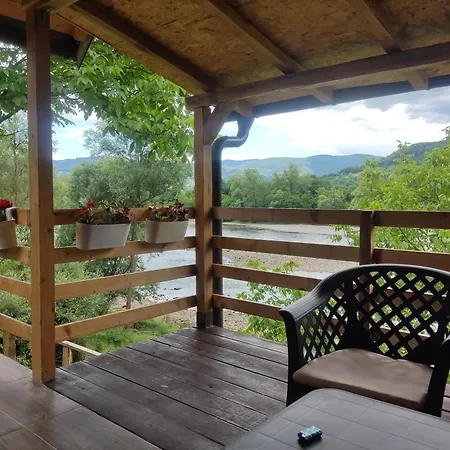 Negde Na Drini 4 Holiday home