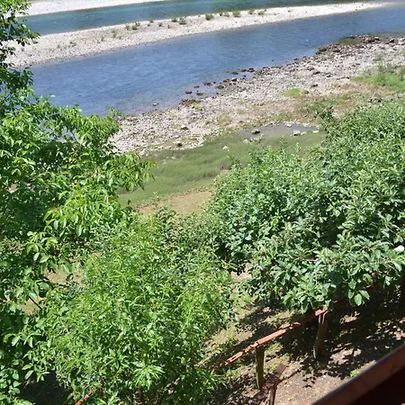 펜션 Negde Na Drini 4