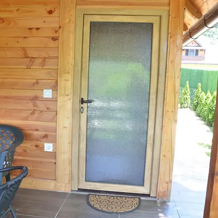 Negde Na Drini 4 펜션